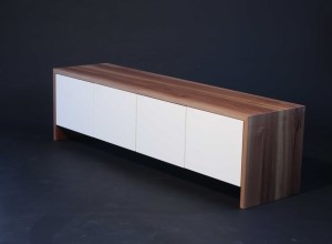 Sideboard aus Nussbaum